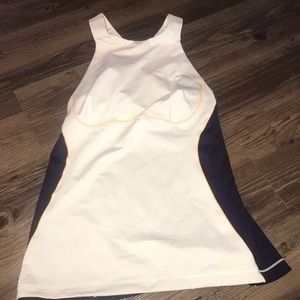 Lululemon tank